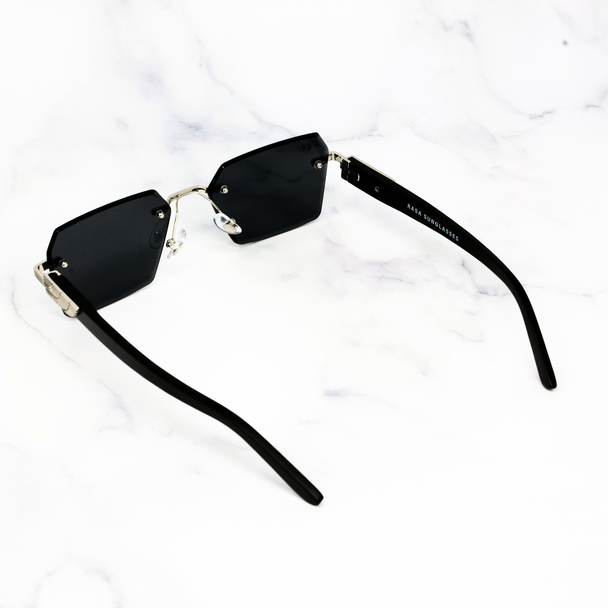 noir white gold canarsie 3